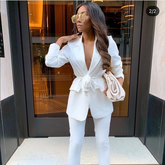 Zara belted blazer bloggers favorite - Picture 8 of 16